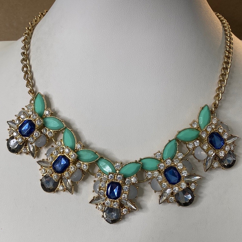 Elegant Gold and Blue Statement Necklace